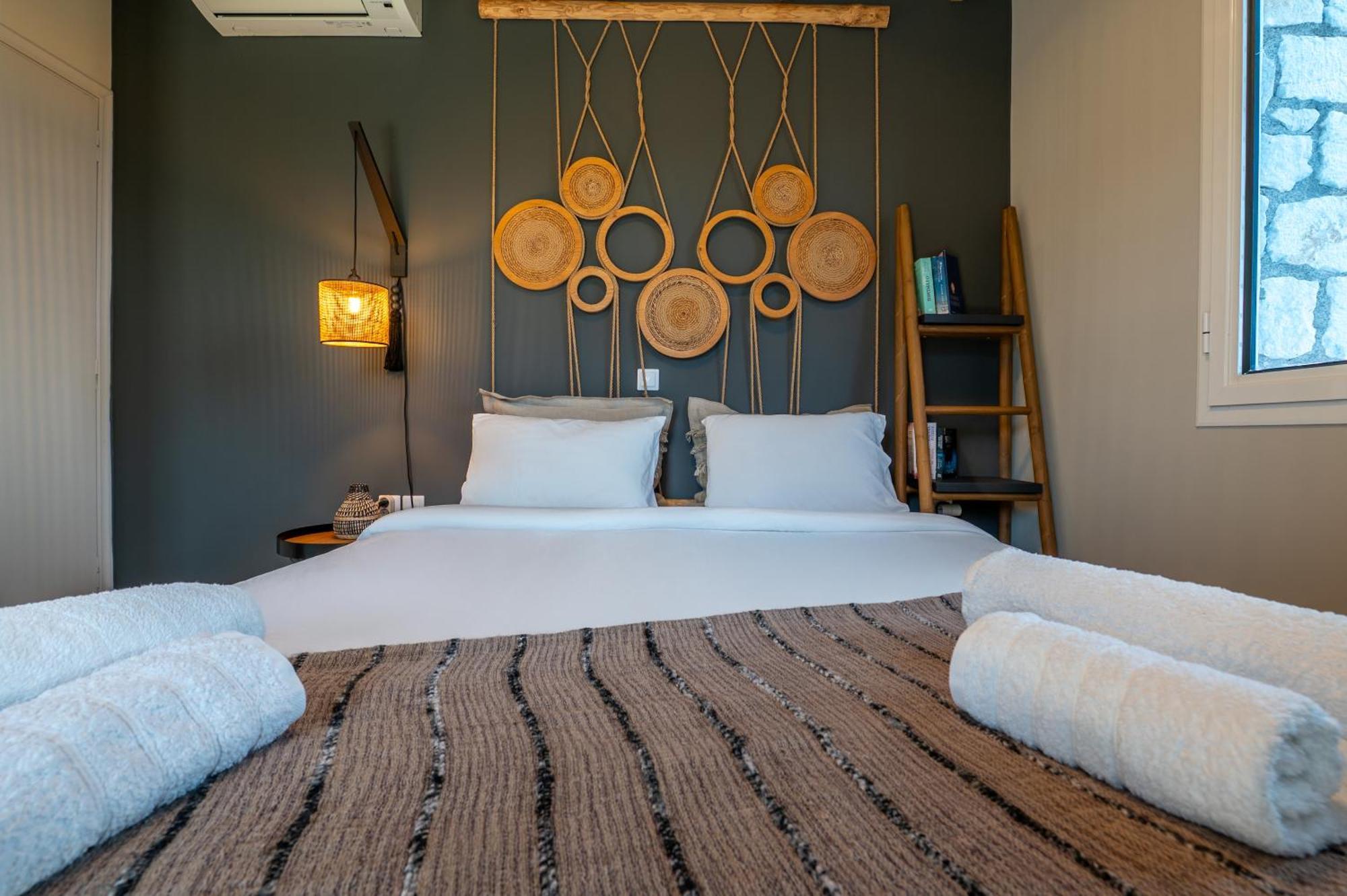 Tyros Boutique Houses Villas Tirós Quarto foto